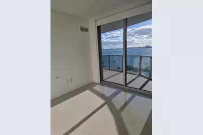 488 NE 18th St #1002, Miami, FL 33132 - Photo 1