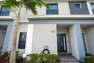 528 NE 1st Dr, Florida City, FL 33034 - Photo 1