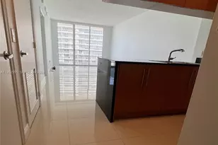1750 N Bayshore Dr, Miami, FL 33132 - Photo 1