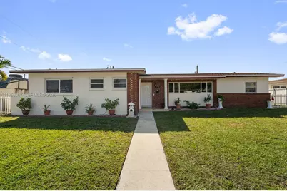 5770 NW 111th St, Hialeah, FL 33012 - Photo 1