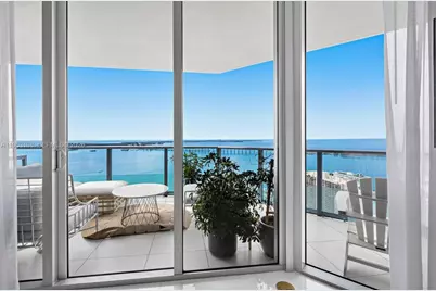 1300 Brickell Bay Dr #3302, Miami, FL 33131 - Photo 1