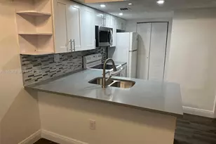 7155 NW 179th St, Hialeah, FL 33015 - Photo 1