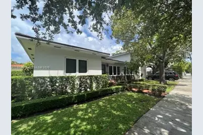 2728 Kirk St, Miami, FL 33133 - Photo 1