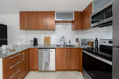 651 NE 60th St #25, Miami, FL 33137 - Photo 1