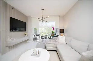 9725 NW 52nd St, Doral, FL 33178 - Photo 1