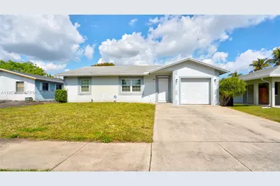 1211 NW 2nd St, Dania Beach, FL 33004 - Photo 1