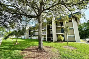 8000 Fairview Dr, Tamarac, FL 33321 - Photo 1