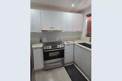 1095 W 40th St #26, Hialeah, FL 33012 - Photo 1