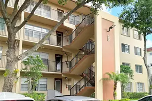 850 SW 133rd Terrace, Pembroke Pines, FL 33027 - Photo 1
