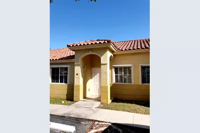 31 NE 13th Ave #5, Homestead, FL 33033 - Photo 1