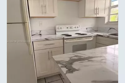 123 N 61st Ave #6, Hollywood, FL 33024 - Photo 1