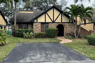 9225 NW 49th Pl, Sunrise, FL 33351 - Photo 1