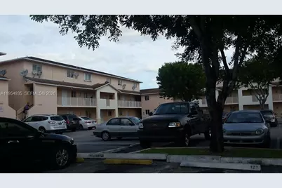 3021 W 76 St #C212, Hialeah Gardens, FL 33018 - Photo 1