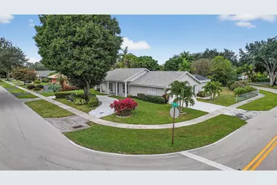 7141 SW 7th St, Plantation, FL 33317 - Photo 1