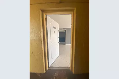 5100 SW 41st St #PH3, Pembroke Park, FL 33023 - Photo 1