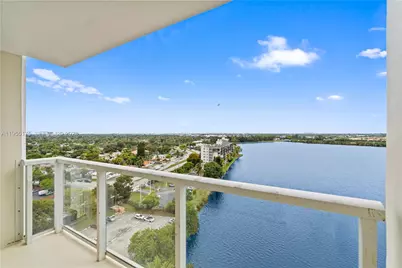 1301 NE Miami Gardens Dr #1424W, Miami, FL 33179 - Photo 1