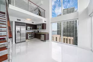 41 SE 5th St, Miami, FL 33131 - Photo 1