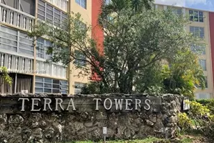 1475 NE 125th Terrace, North Miami, FL 33161 - Photo 1