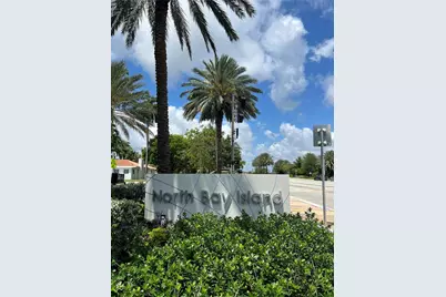 7601 Beachview Dr, North Bay Village, FL 33141 - Photo 1