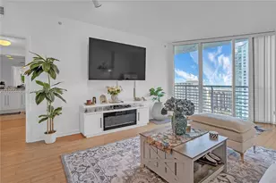 325 S Biscayne Bl, Miami, FL 33131 - Photo 1