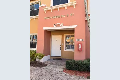 10686 SW 8th St #205, Pembroke Pines, FL 33025 - Photo 1