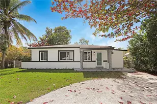 990 NE 159th St, North Miami Beach, FL 33162 - Photo 1