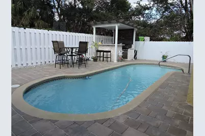 10575 SW 12th Mnr, Pembroke Pines, FL 33025 - Photo 1