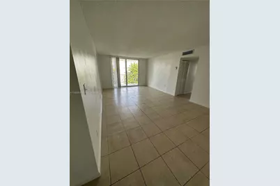 486 NW 165th St Rd #B-501, Miami, FL 33169 - Photo 1