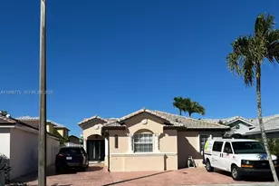 15421 SW 95th Ln, Miami, FL 33196 - Photo 1