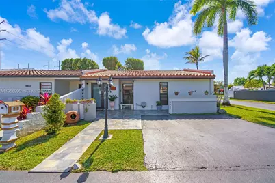 9466 SW 6th Ln, Miami, FL 33174 - Photo 1