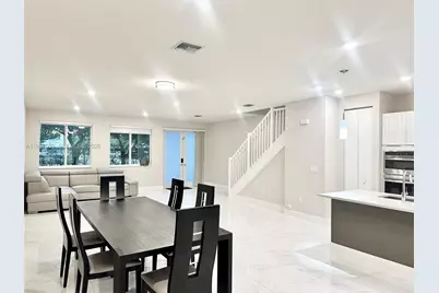 10420 NW 67th St #10420, Doral, FL 33178 - Photo 1