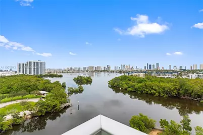 16385 Biscayne Blvd #1007, North Miami Beach, FL 33160 - Photo 1