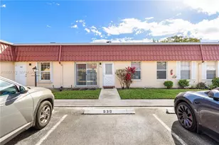 528 Franconia Cir, Lake Worth, FL 33467 - Photo 1