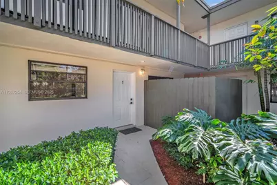 3265 Virginia St #7, Miami, FL 33133 - Photo 1