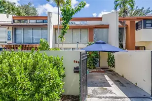 10462 SW 78th St, Miami, FL 33173 - Photo 1