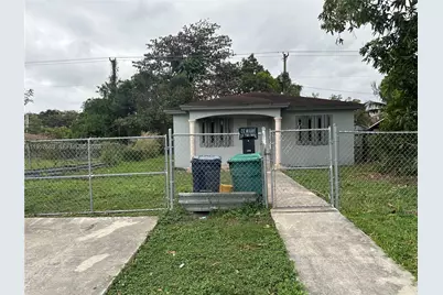 10136 E Hibiscus St, Palmetto Bay, FL 33157 - Photo 1