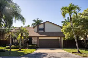 15552 SW 48th St, Miami, FL 33185 - Photo 1