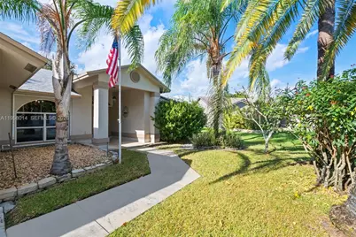 4201 SW 78th Dr, Davie, FL 33328 - Photo 1