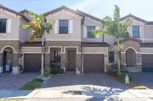 11456 SW 252nd Ter, Homestead, FL 33032 - Photo 1