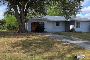 5036 E Tradewinds Circle, Labelle, FL 33935 - Photo 1