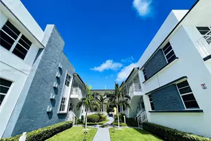 960 Bay Dr, Miami Beach, FL 33141 - Photo 1