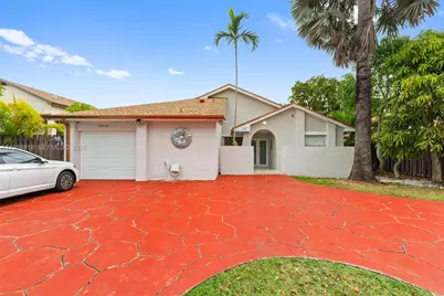 5018 SW 148th Pl, Miami, FL 33185 - Photo 1