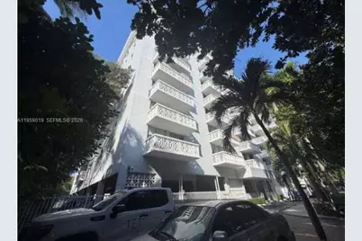 1020 Meridian Ave #811, Miami Beach, FL 33139 - Photo 1