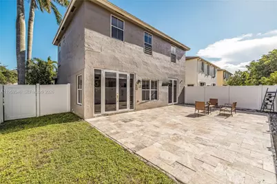 20709 NW 1st St, Pembroke Pines, FL 33029 - Photo 1