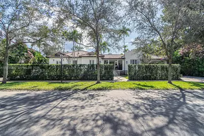 428 Giralda Ave, Coral Gables, FL 33134 - Photo 1