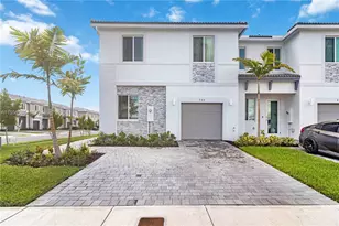 760 SE 13th Ct, Homestead, FL 33034 - Photo 1
