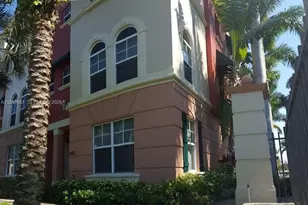 1033 NE 17th Way, Fort Lauderdale, FL 33304 - Photo 1