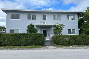 1719 NW 1st St, Miami, FL 33125 - Photo 1