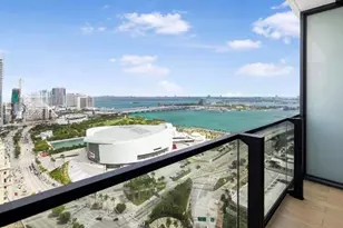 398 NE 5th St, Miami, FL 33132 - Photo 1