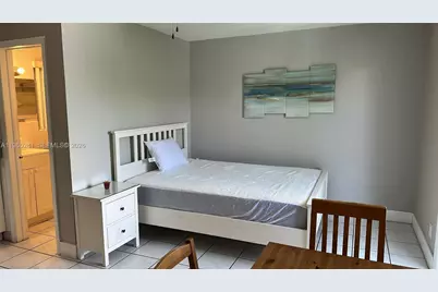 90 Isle Of Venice Dr #7, Fort Lauderdale, FL 33301 - Photo 1